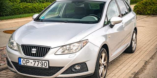 SEAT IBIZA