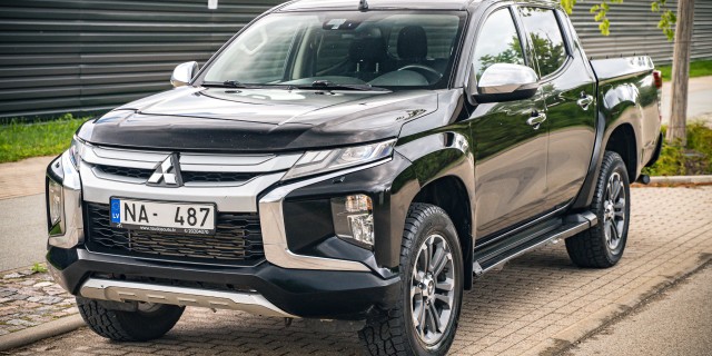 MITSUBISHI L 200