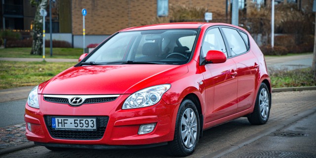 HYUNDAI I30